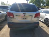 Used 2011 Kia Sorento LX image 4