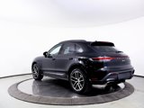 Certified 2024 Porsche Macan image 3