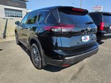 New 2025 Nissan Rogue S image 4