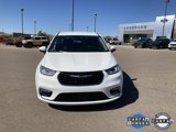 Used 2023 Chrysler Pacifica Touring-L image 2