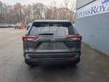 Used 2021 Toyota RAV4 LE image 6