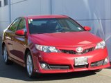 Used 2014 Toyota Camry SE image 2