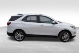 Used 2018 Chevrolet Equinox Premier image 3