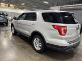 Used 2018 Ford Explorer XLT image 5