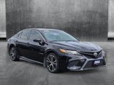 Used 2018 Toyota Camry SE image 3