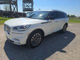 Used 2023 Lincoln Aviator Reserve w/ Equipment Group 201A image 3