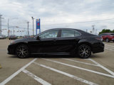 Used 2021 Toyota Camry SE image 4