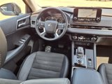Used 2024 Mitsubishi Outlander SE image 5
