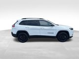 Used 2023 Jeep Cherokee Altitude Lux image 5