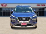 Used 2022 Nissan Rogue SV image 2