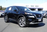 Used 2023 Nissan Rogue SV image 2