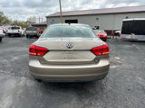 Used 2015 Volkswagen Passat 1.8T Wolfsburg Edition image 4