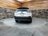 Used 2021 Jeep Cherokee Latitude Plus image 6
