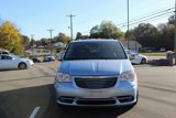 Used 2016 Chrysler Town & Country Limited image 2