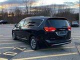 Used 2020 Chrysler Pacifica Touring-L Plus w/ Advanced Safetytec Group image 5