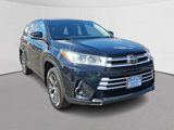 Used 2019 Toyota Highlander LE image 2