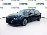Used 2024 Nissan Altima 2.5 SV image 3