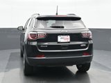 Used 2018 Jeep Compass Latitude w/ Popular Equipment Group image 5
