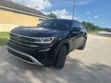Used 2022 Volkswagen Atlas Cross Sport SE image 2