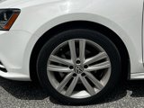 Used 2017 Volkswagen Jetta SEL image 3