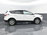 Used 2017 Ford Escape SE image 4