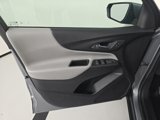 Used 2023 Chevrolet Equinox LT image 2
