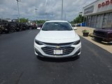 Used 2023 Chevrolet Malibu LT image 2