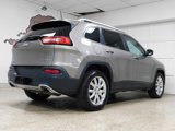 Used 2017 Jeep Cherokee Limited image 4