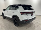 New 2025 Volkswagen Taos SE image 5