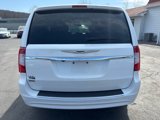 Used 2016 Chrysler Town & Country Touring image 6