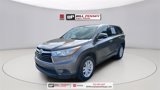 Used 2015 Toyota Highlander LE image 3