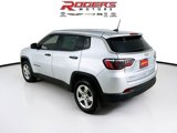 Used 2024 Jeep Compass Sport image 5