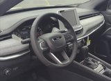 New 2025 Jeep Compass Latitude image 3