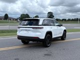 New 2025 Jeep Grand Cherokee Altitude image 6