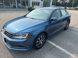 Used 2017 Volkswagen Jetta SE image 4