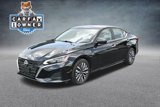 Used 2025 Nissan Altima 2.5 SV image 1