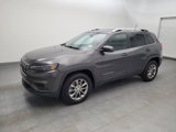 Used 2019 Jeep Cherokee Latitude Plus image 2