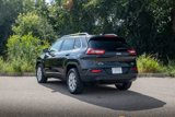 Used 2015 Jeep Cherokee Latitude image 3