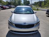 Used 2017 Kia Forte LX image 2
