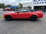 Used 2006 Ford Mustang Convertible image 3