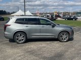 Used 2023 Cadillac XT6 Premium Luxury image 5