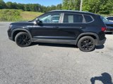 Used 2023 Volkswagen Taos SE image 3