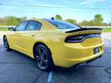 Used 2017 Dodge Charger SXT image 3