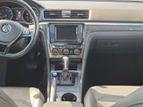 Used 2018 Volkswagen Passat 2.0T SE image 4