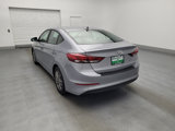 Used 2017 Hyundai Elantra SE image 5