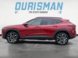 Used 2025 Chevrolet Trax RS w/ Sunroof Package image 3
