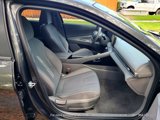Used 2023 Hyundai Elantra SEL w/ Convenience Package image 5