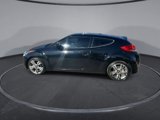 Used 2017 Hyundai Veloster Value Edition image 5