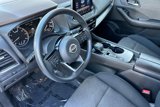 Used 2023 Nissan Rogue SV image 3