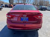 Used 2015 Hyundai Sonata SE image 6
